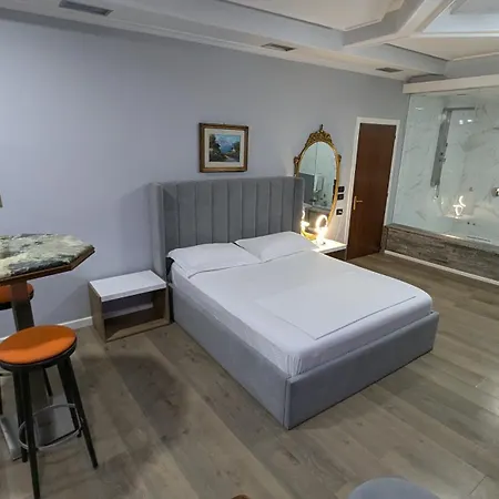 111 Motel